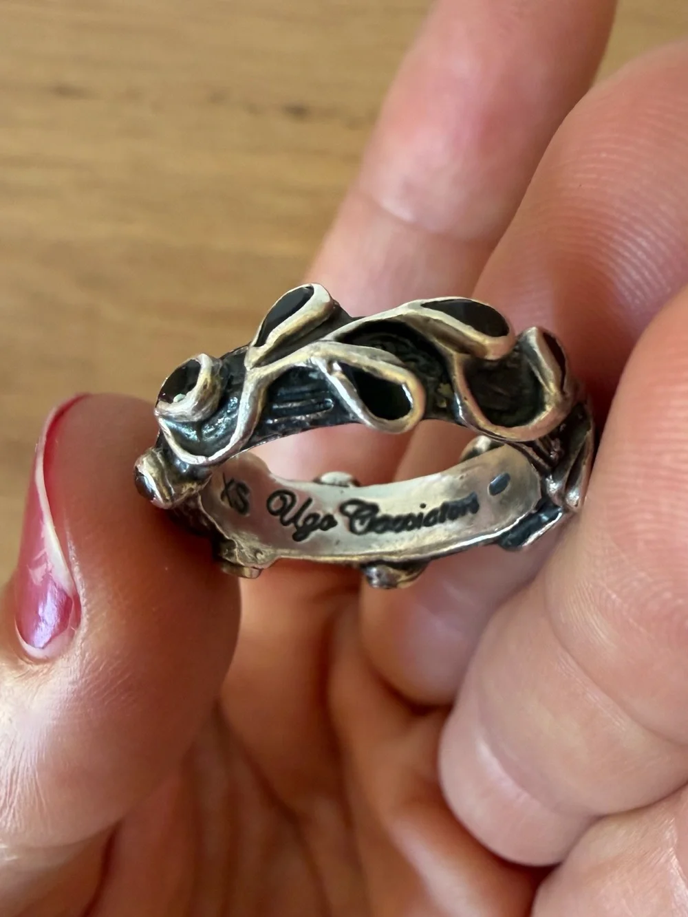 Silver Teardrop Accent Women's Ring with Black Inlay